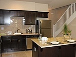 Cocina 1 - 700 Bush Ave
