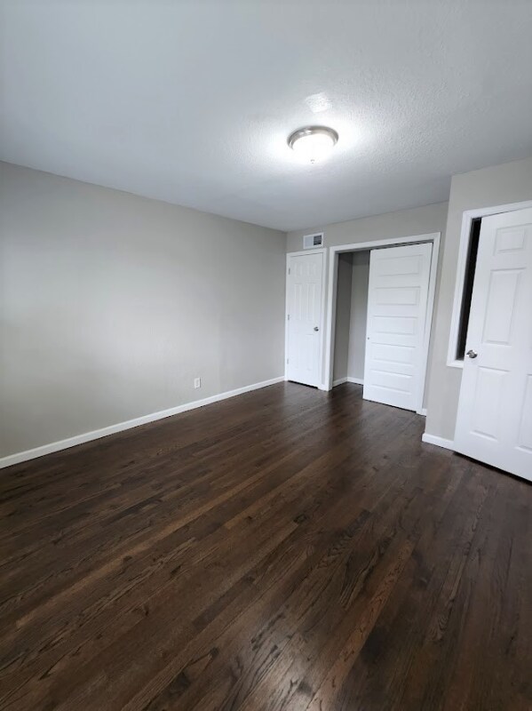 Foto del edificio - 334 Belmont Blvd