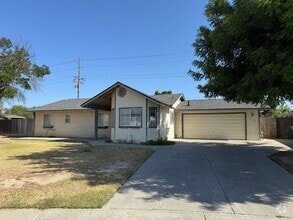 Building Photo - 1202 Levich St