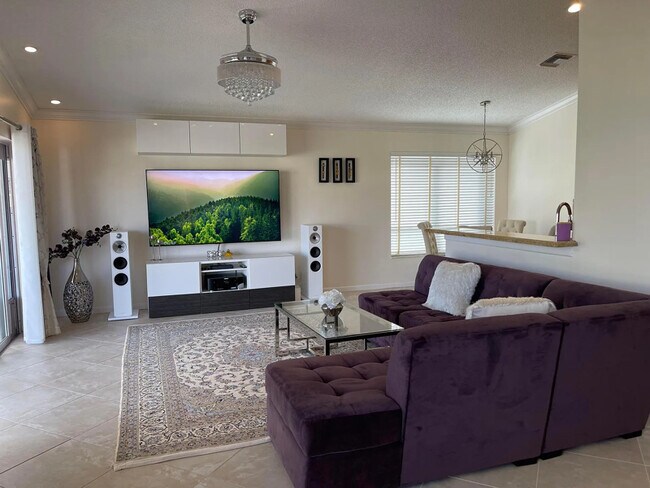 Building Photo - 1048 Siena Oaks Cir E