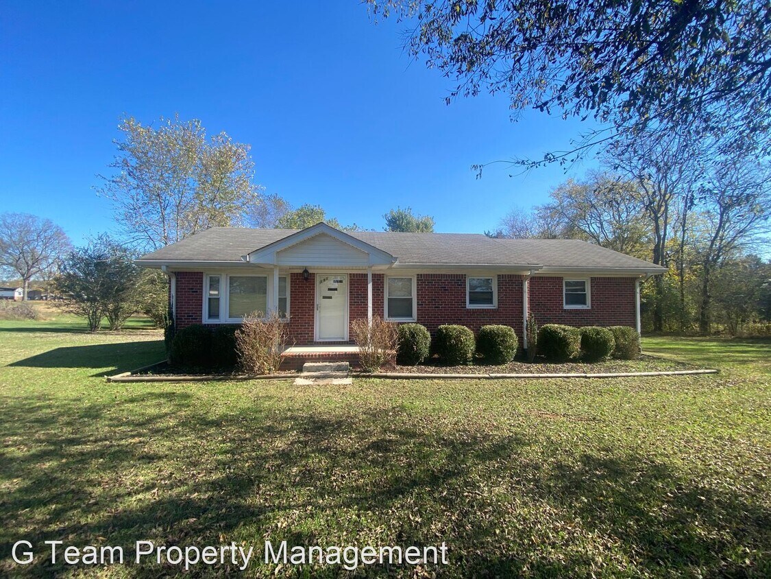 Primary Photo - 3 br, 2 bath House - 2181 Mann Rd