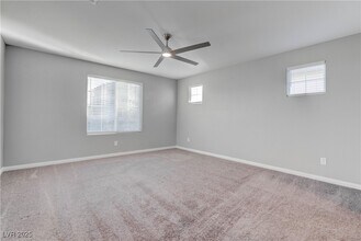 Building Photo - 10673 Sariah Skye Ave