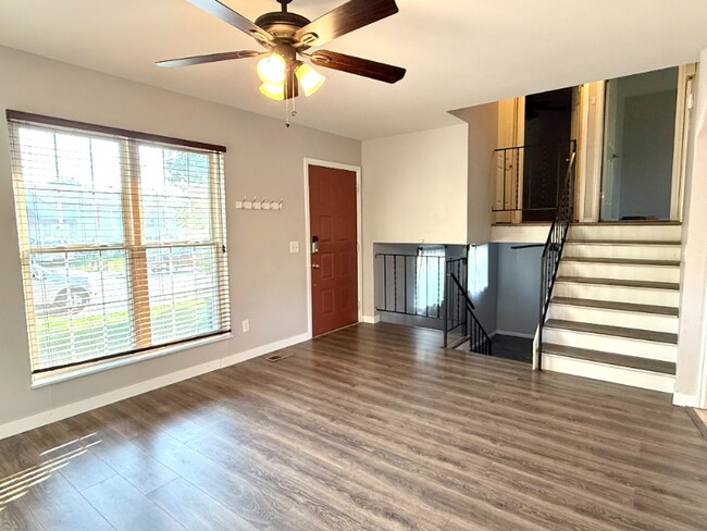 Building Photo - 16277 E Arkansas Dr