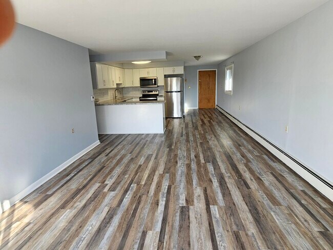 Sala de estar - 7288 Shawnee Rd