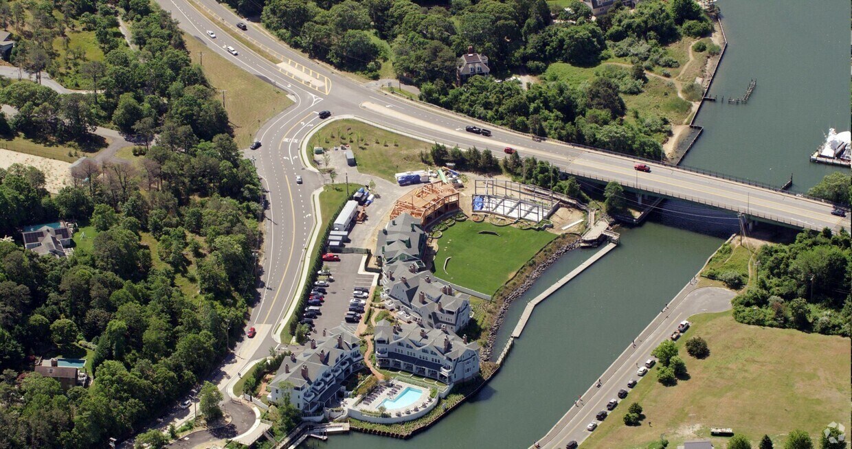 Aerial Photo - Hampton Boathouses