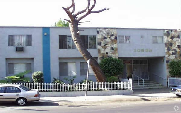 Primary Photo - Floralita Apartments