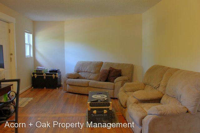 Building Photo - 3 br, 2 bath House - 301 McMasters St.