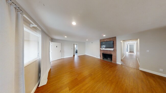Foto del edificio - 5532 Mary Ln Dr