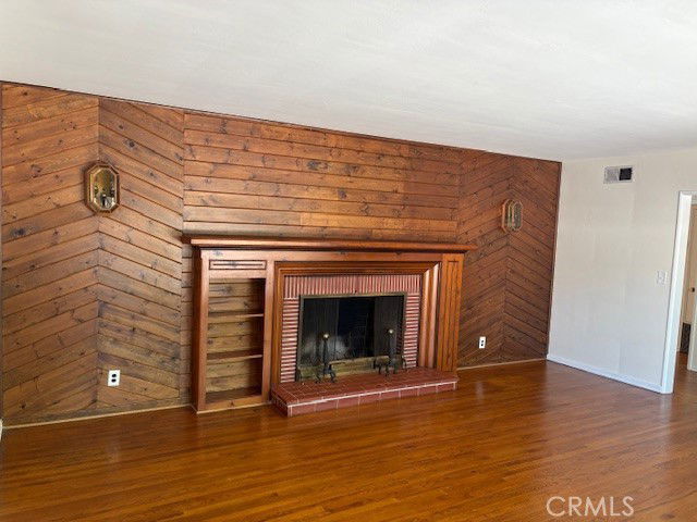 Foto del edificio - 22354 Burbank Blvd