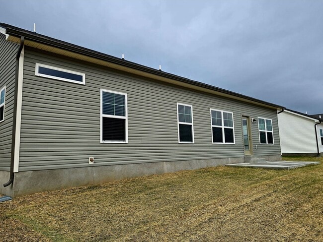 Foto del edificio - 229 Republic St