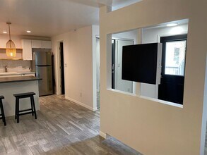 Building Photo - 5802 Circulo Dr