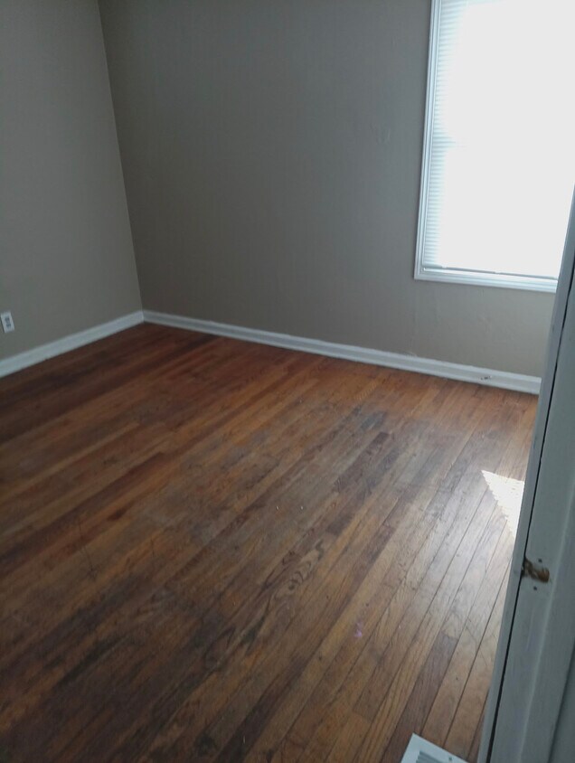 Foto del edificio - 2222 N Harding St