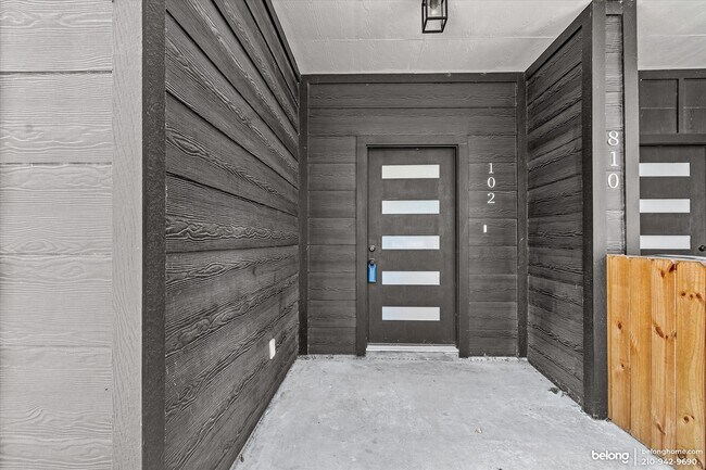 Foto del edificio - 810 Iowa St