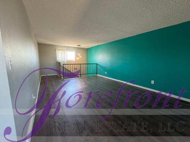Foto del edificio - 1384 Sweetwater Rd