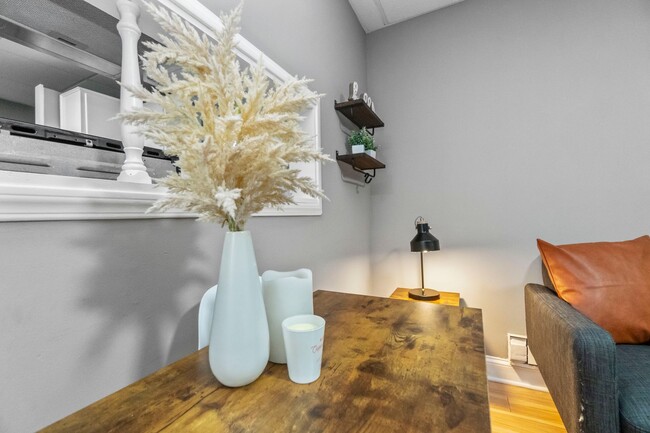 Building Photo - 127 Clearfield St