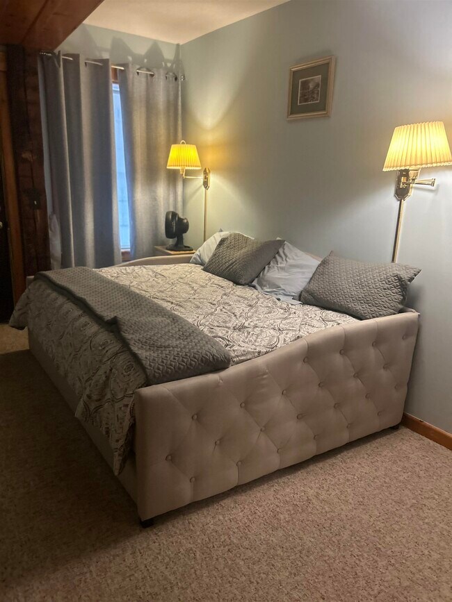 Building Photo - 145 Main St