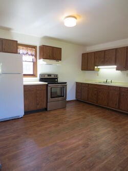 Cocina de la unidad 4 - 300 Ashland St