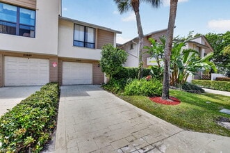 Building Photo - 22847 Ironwedge Dr
