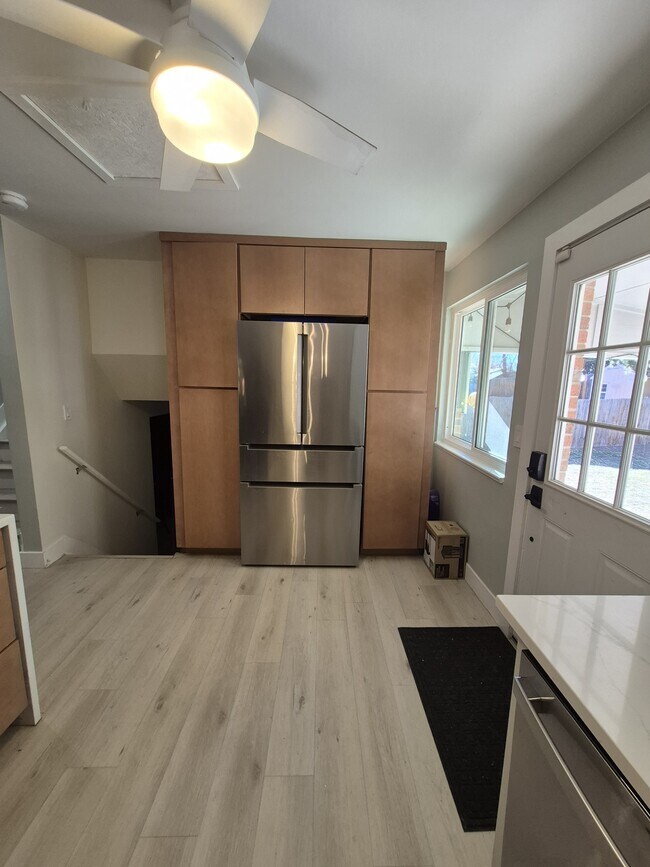 Foto del edificio - 6981 Beech St