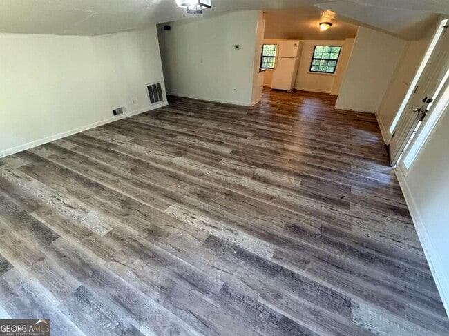 Foto del edificio - 6104 Pisgah Rd SW