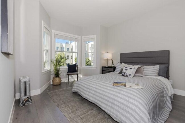 Building Photo - 2 bedroom in San Francisco CA 94109