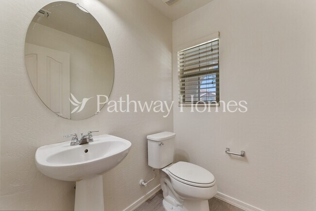 Building Photo - 40966 W Mary Lou Dr