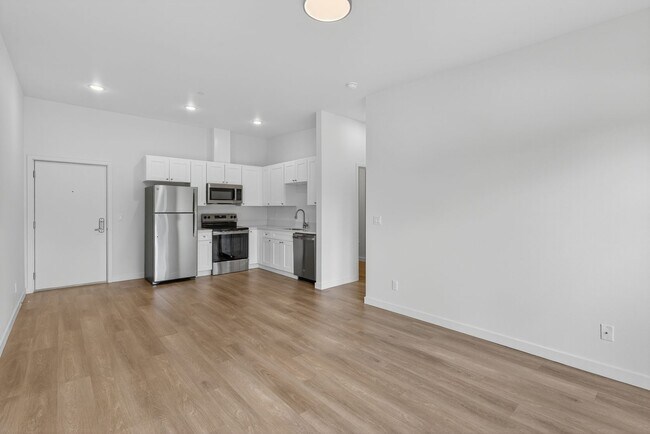 Interior Photo - Powell Heights