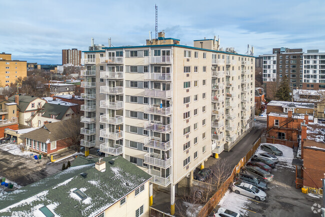 Building Photo - Chanteclair Apartments