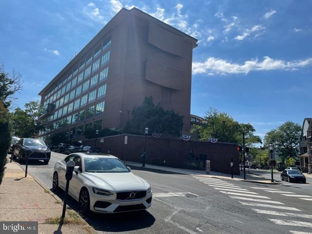 Foto del edificio - 147 N Main St