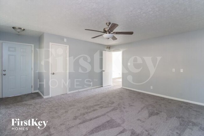 Foto del edificio - 4118 Kingsland Cir