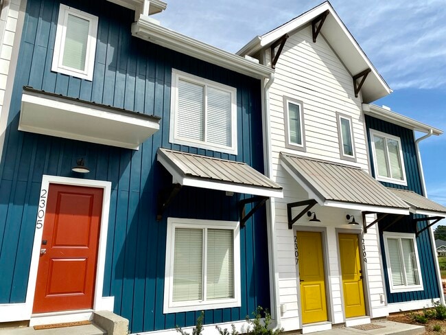 Building Photo - Cambridge Creek Court