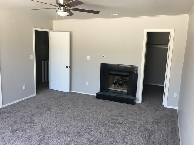 Foto del edificio - 7819 Old Hickory Ln