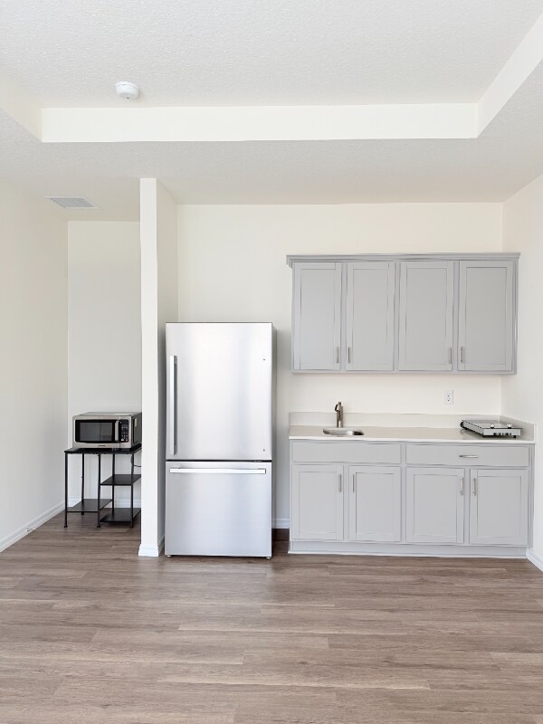 Foto del edificio - 1998 Walnut Crk Dr