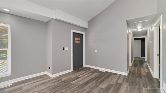 Building Photo - 11460 73rd Pl