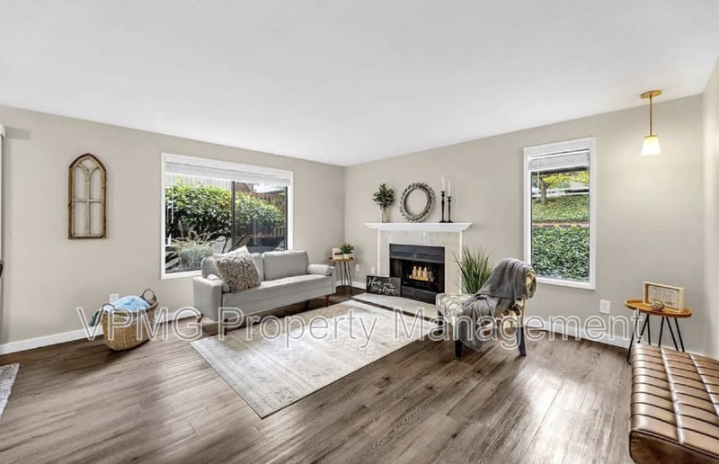 Photo - 1504 NE 72nd St