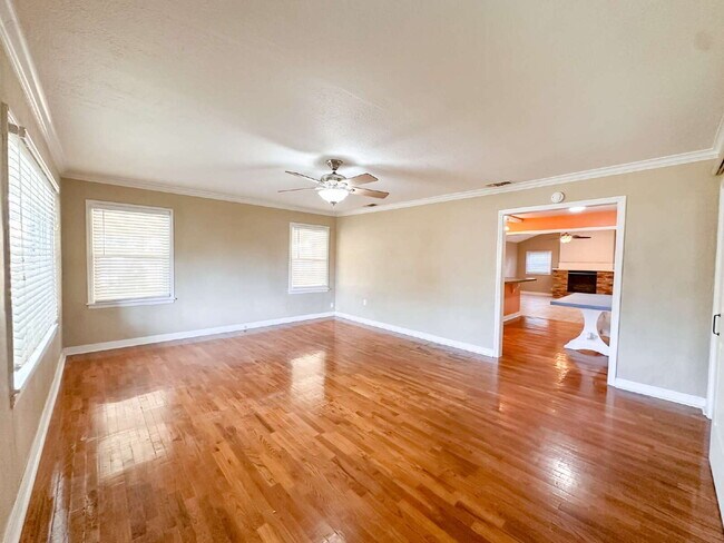 Foto del edificio - Large 3/2 in Tech Terrace