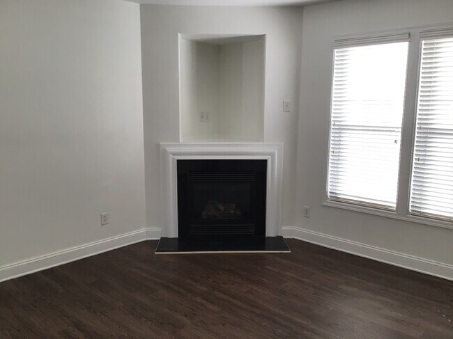 Building Photo - 10502 Carver Falls Road