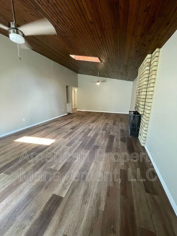Foto del edificio - 7217 E 55th Pl