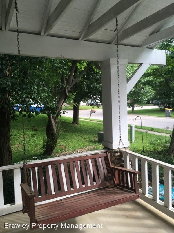 Building Photo - 3 br, 2 bath House - 1044 E. Chris Ln