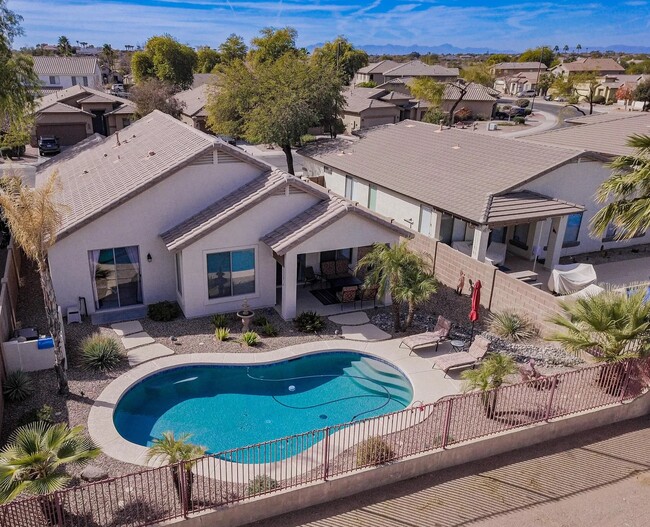 Building Photo - 6579 S Classic Way