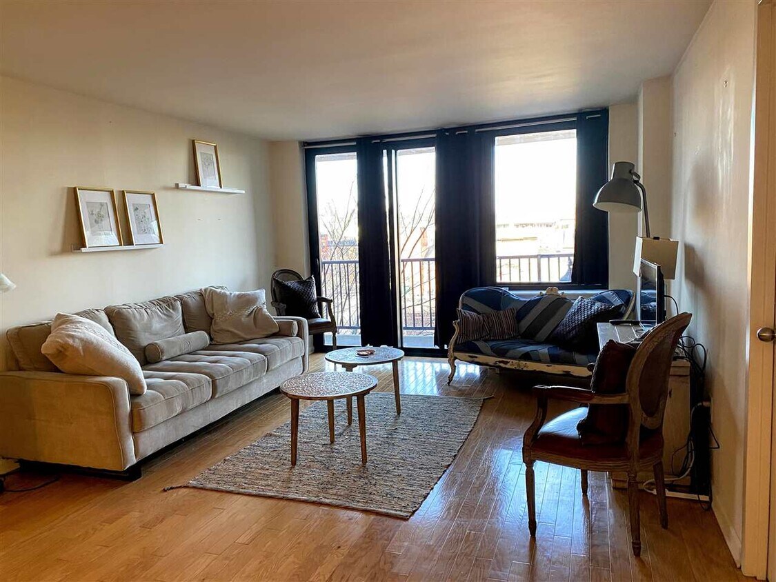 700 Grove St Unit 6R, Jersey City, NJ 07310 Condo for Rent in Jersey City, NJ