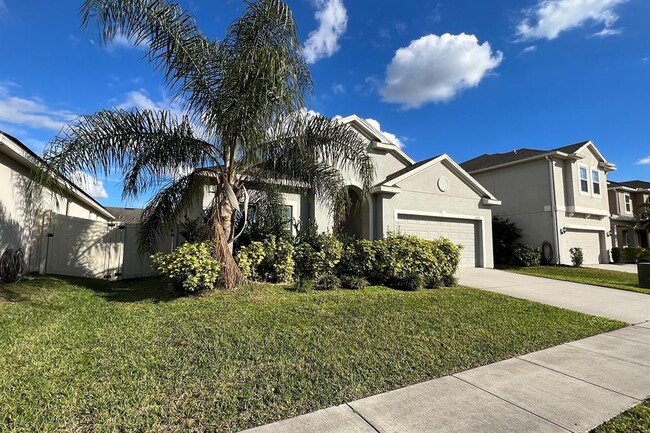 Building Photo - 12327 Sawgrass Prairie Loop