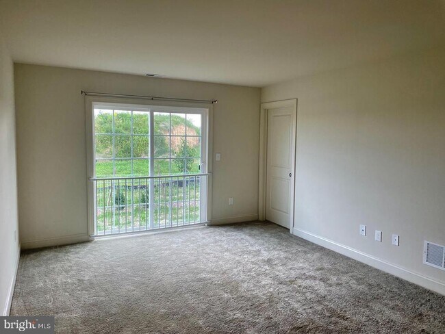 Foto del edificio - 1436 Carrick Ct