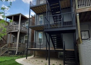 Back - 2744 W Wilcox St