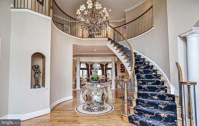 Foto del edificio - 7841 Montvale Way