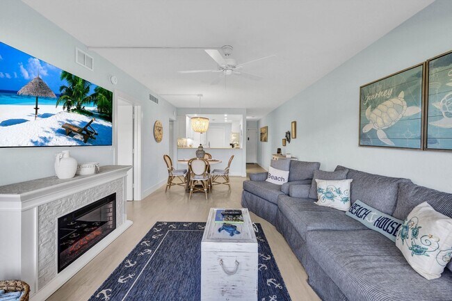 Foto del edificio - ** MARCO ISLAND BEAUTY ** AVAILABLE APRIL ...