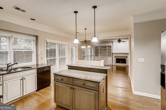 Building Photo - 185 Gainford Ct