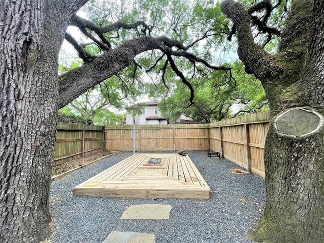 Foto del edificio - 9206 N Allegro St