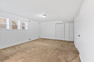 Building Photo - 3609 Balsam Ave