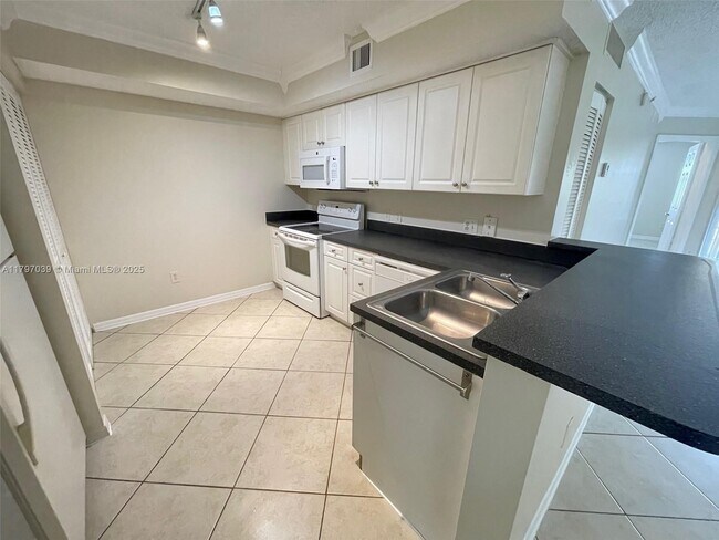 Foto del edificio - 155 NW 96th Ter